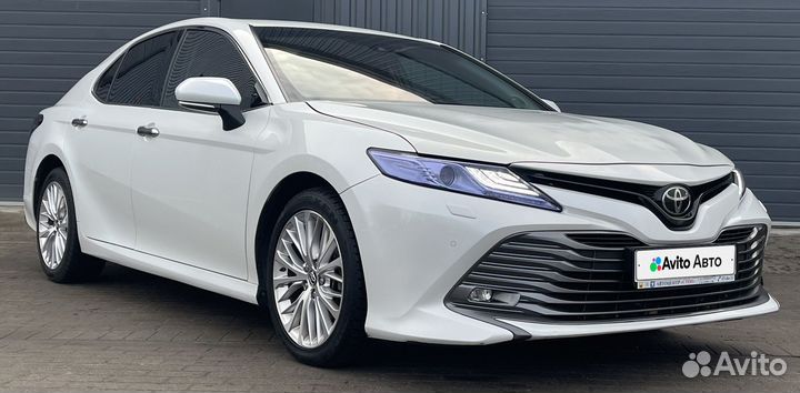 Toyota Camry 2.5 AT, 2019, 125 000 км