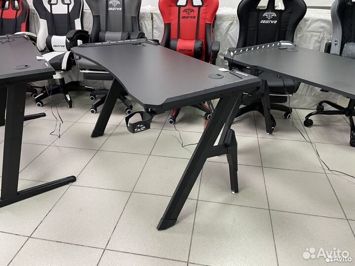 Компьютерный стол, карбон с подсветкой