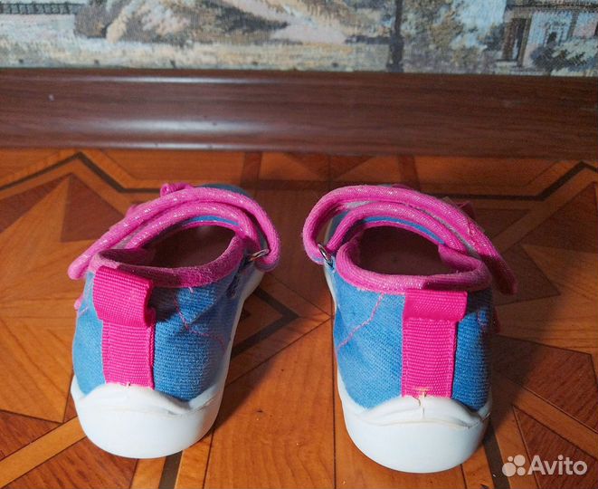 Сандалии для девочки 23 размер