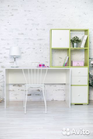 Детский письменный стол