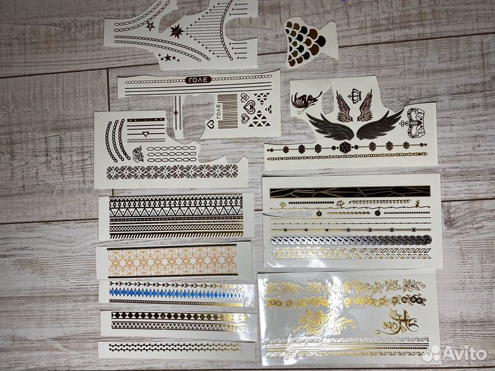 Много временных татуировок переводные тату