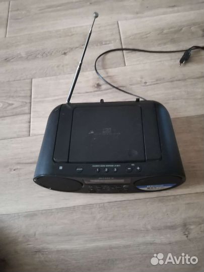 Бумбокс Sony ZS-RS60BT