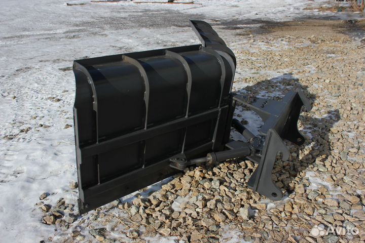 Отвал бабочка большой, ширина 2700мм, высота 1000м