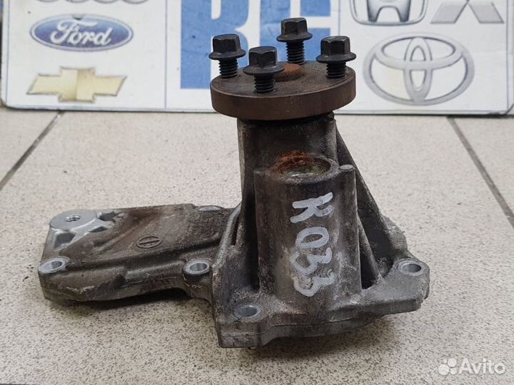 Помпа Ford Focus 3 1.6 pnda 2012