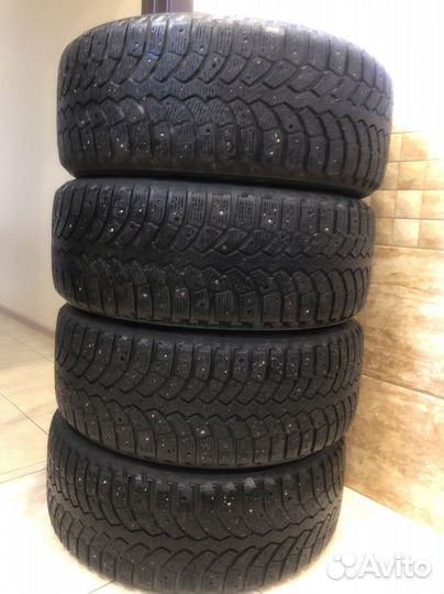 Bridgestone Blizzak Spike-01 2.25/55 R17