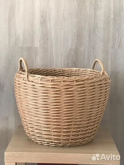 Кашпо из ротанга