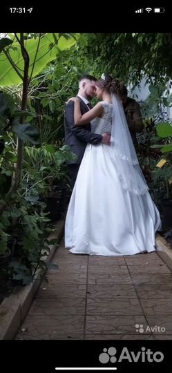 Свадебное платье