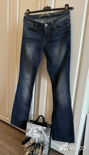 Джинсы guess