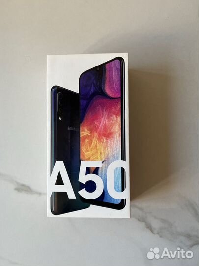 Samsung Galaxy A50, 4/64 ГБ