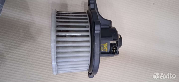 Мотор отопителя заднего Киа Карнивал