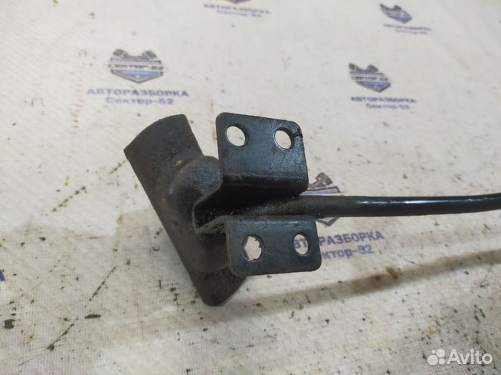 Крепление запасного колеса Hyundai Santa Fe 2