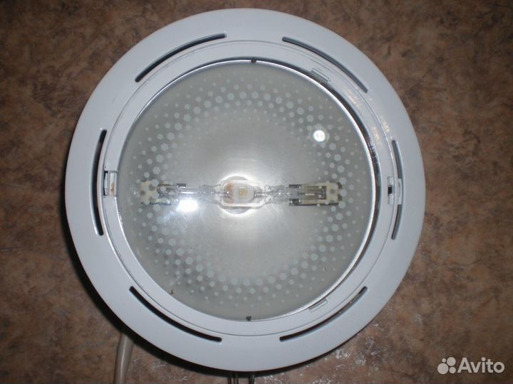 Продаются светильники DLH, DLZ белые 1 x70 В мгл