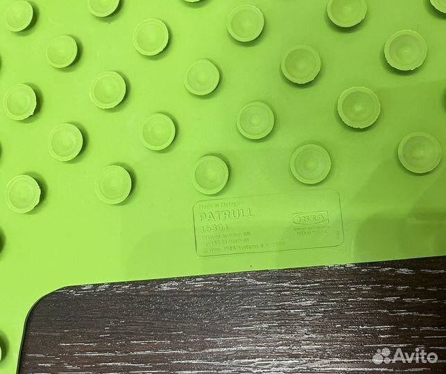 Резиновый коврик в ванну