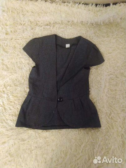 Жилетка для девочки школьная