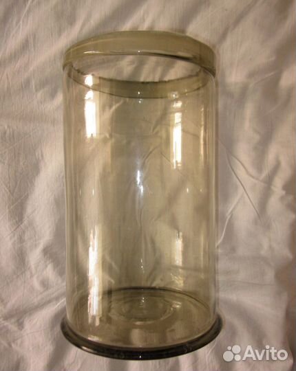 Старинная стеклянная банка