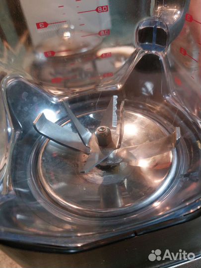 Блендер Bork b800