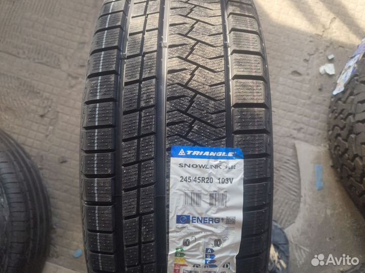 Triangle PL02 245/45 R20 103V