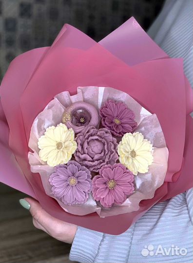 Сладкий подарок девушке