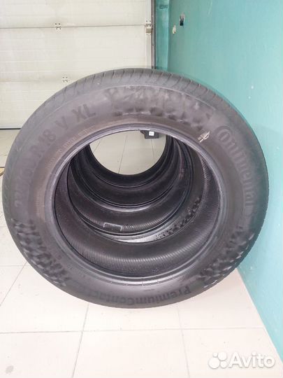 Continental ContiPremiumContact 235/60 R18