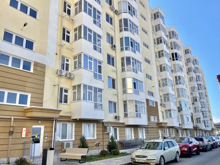 2-к. квартира, 60 м², 3/9 эт.