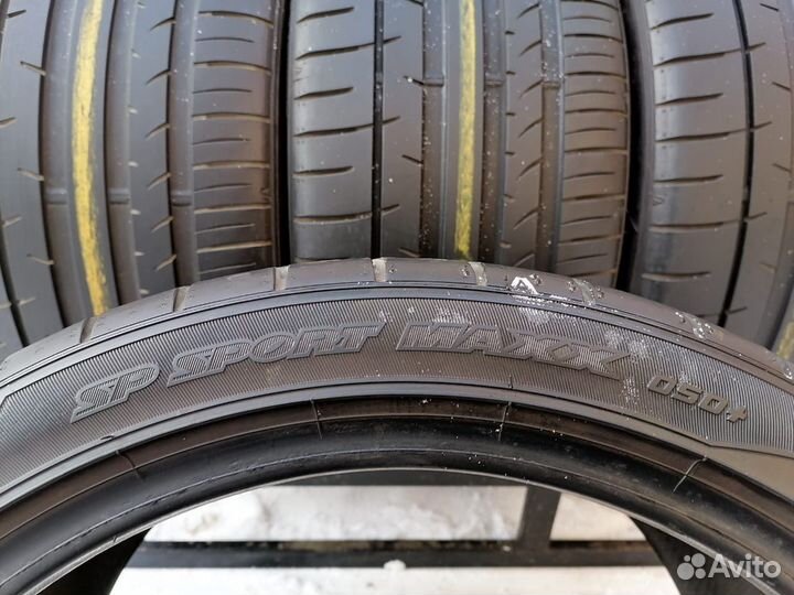 Dunlop SP Sport Maxx 050 245/40 R18 и 265/35 R18