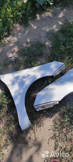 Крыло правое granta FL