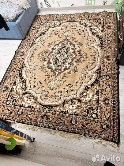 Ковер шерстяной 190*250