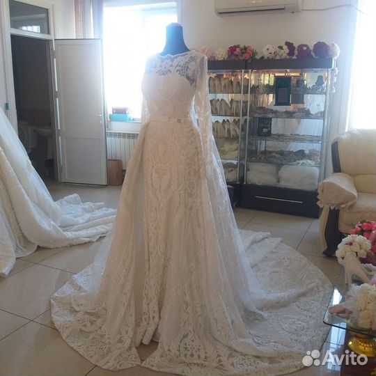 Свадебные платья