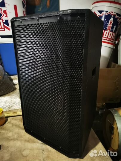 Акустические колонки большие