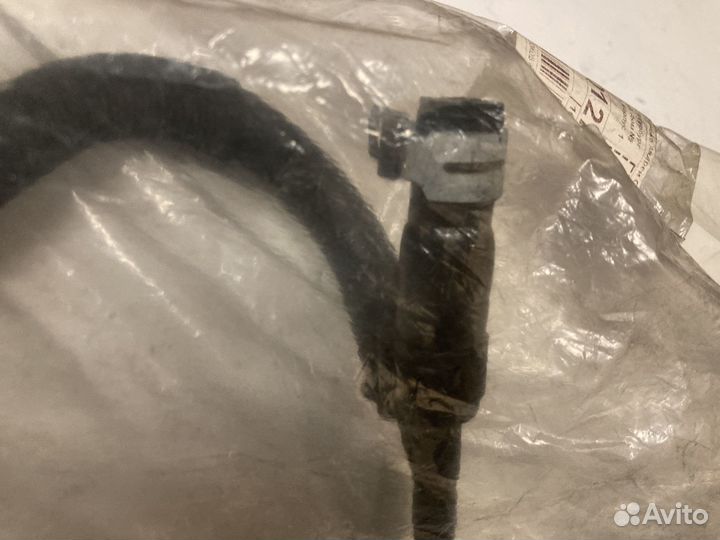 Трубка системы охлаждения Range Rover LR011465