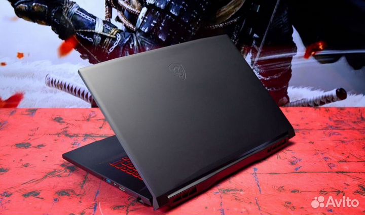 Мощнейший Витринный MSI Katana 17.3 RTX 3050