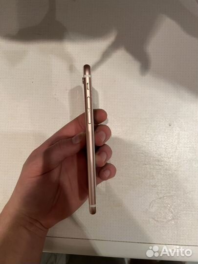 iPhone 6S, 32 ГБ