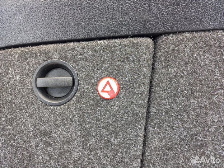 Обшивка багажника левая Volkswagen Tiguan NF 2.0