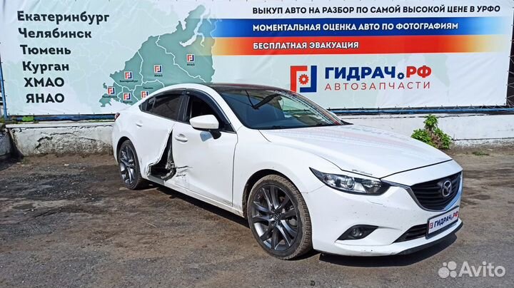 Накладка порога внутренняя передняя правая Mazda M