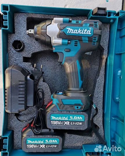 Аккумуляторный гайковерт Makita 800 н.м. (Арт.9934