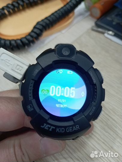 Часы электронные лот 2