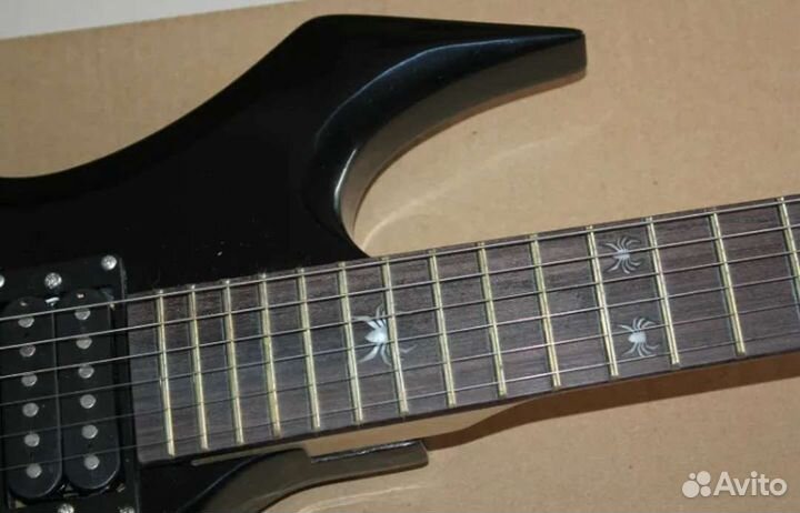 Электрогитара