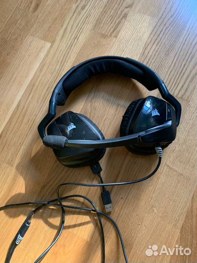 Игровые наушники с микрофоном Corsair void PRO