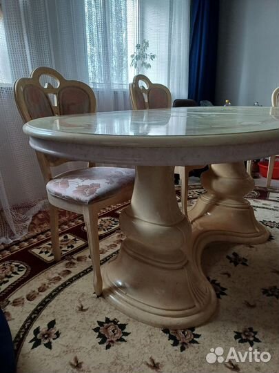 Кухонный стол и стулья бу