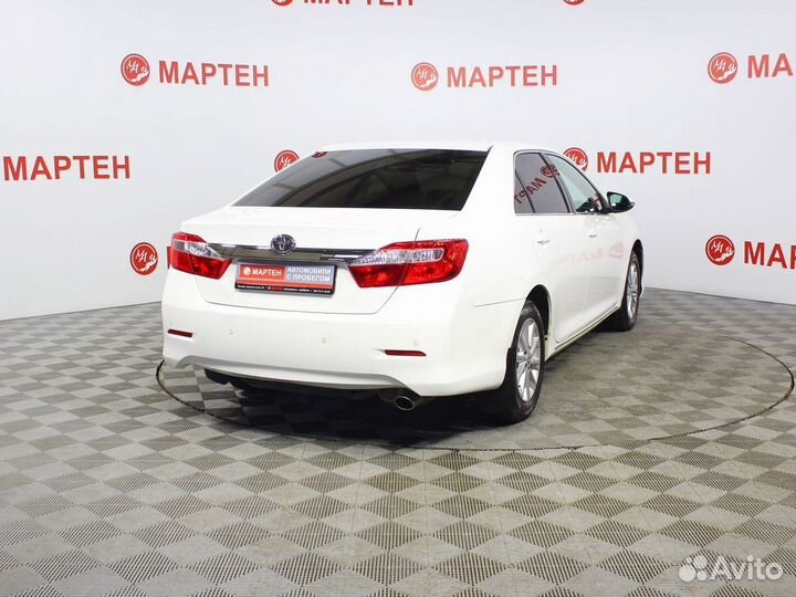 Toyota Camry 2.5 AT, 2013, 235 000 км