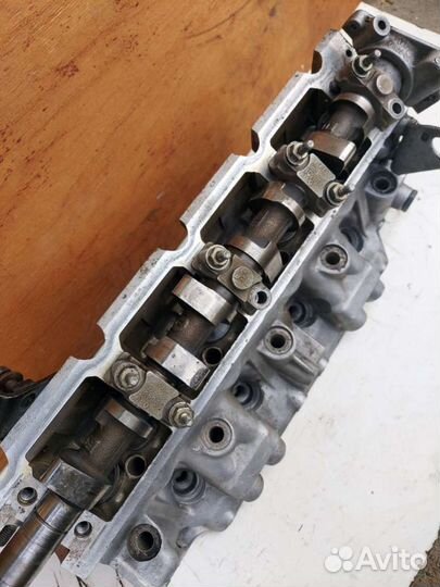 Головка блока цилиндров Renault Laguna 1