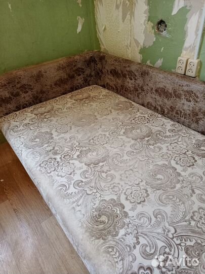 Тахта-диван