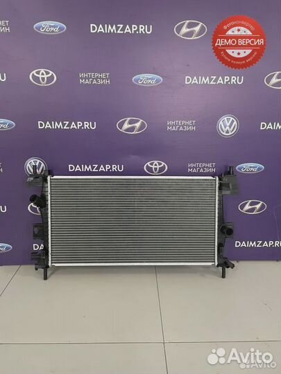 Радиатор охлаждения Ford focus 3 пластинчатый