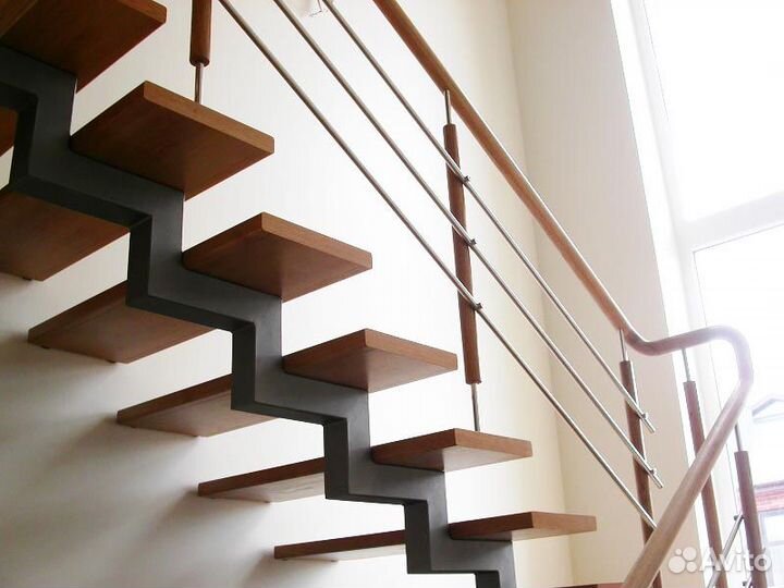 Лестница на монокосоуре