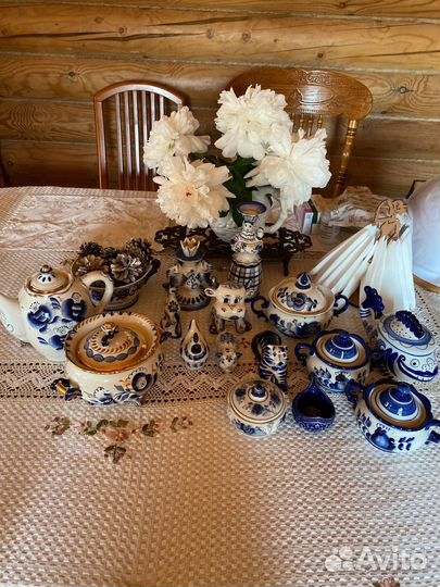 Фарфоровая посуда гжель