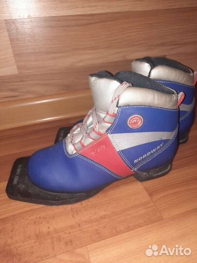 Лыжные Ботинки 2 пары