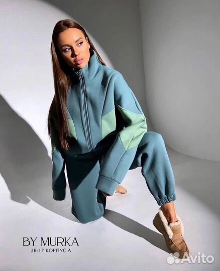 Спортивный костюм женский