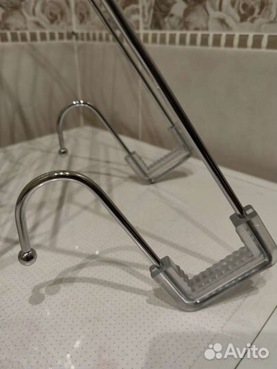 Полка для душевой кабины или на экран