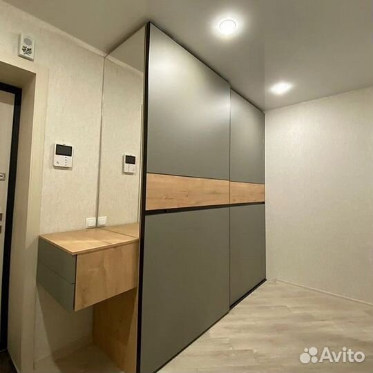 Шкаф стенка