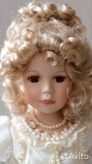 Кукла коллекционная фарфор